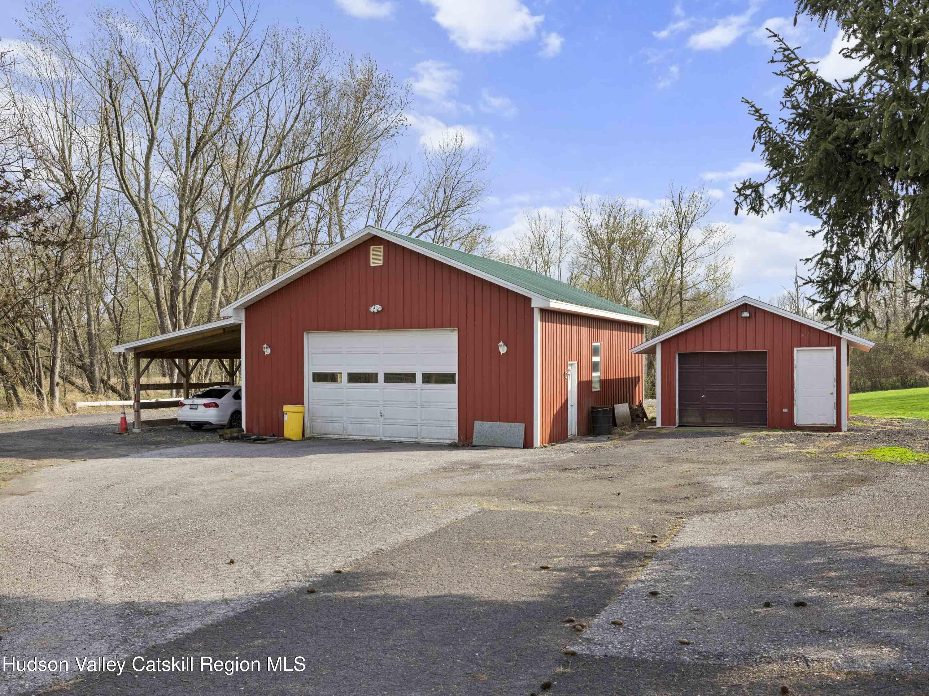 463 Mckinstry Road Gardiner, NY 12525 - Photo 3 of 52 463 Mckinstry Road, Gardiner, NY 12525 N