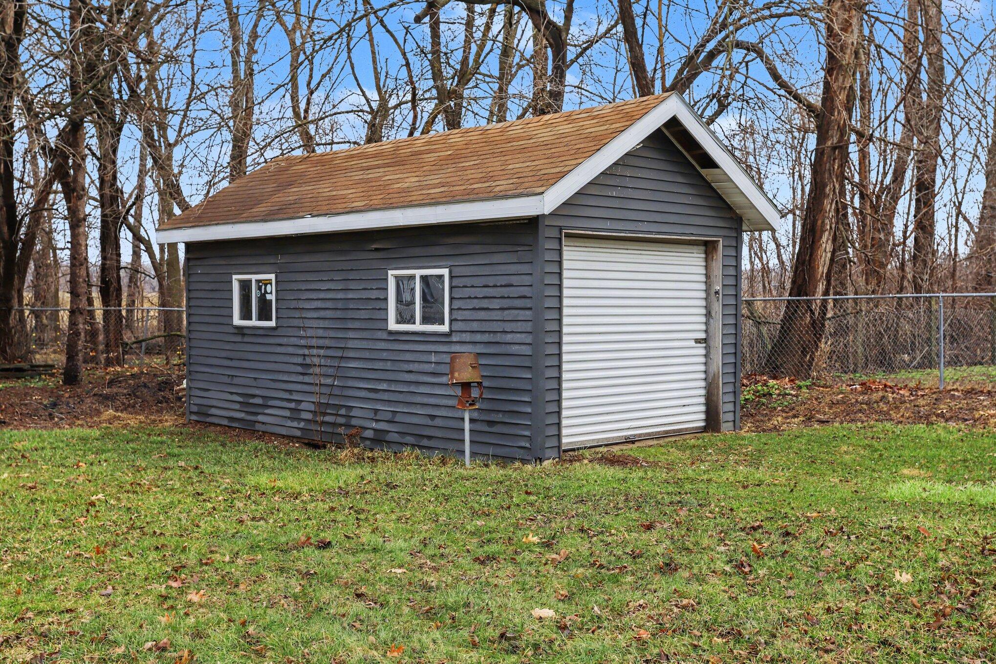 13540 Riverside Drive Constantine, MI 49042 - Photo 17 of 19 Storage Barn