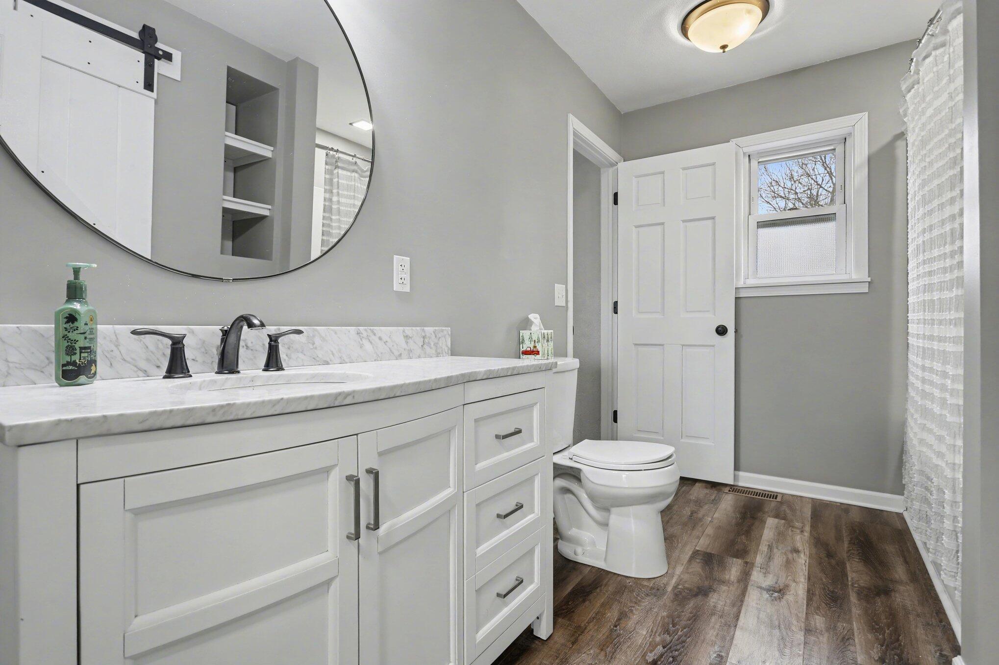13540 Riverside Drive Constantine, MI 49042 - Photo 7 of 19 Main Bath