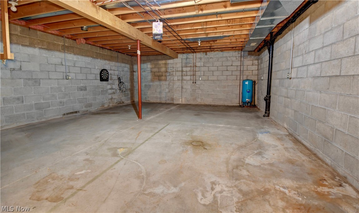 2820 Tabor Ridge Road Northeast Mineral City, OH 44656 - Photo 19 of 30 View of basement