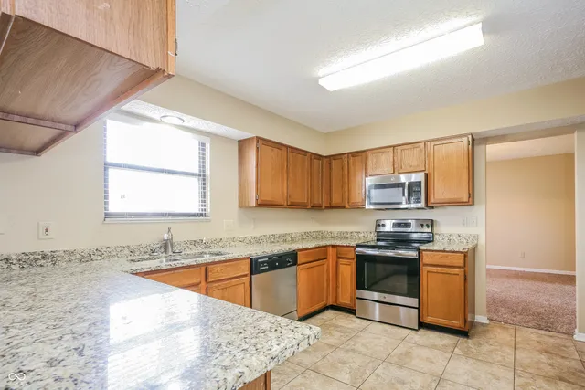 $1,805 | 1663 Rogers Circle, Indianapolis, IN 46214