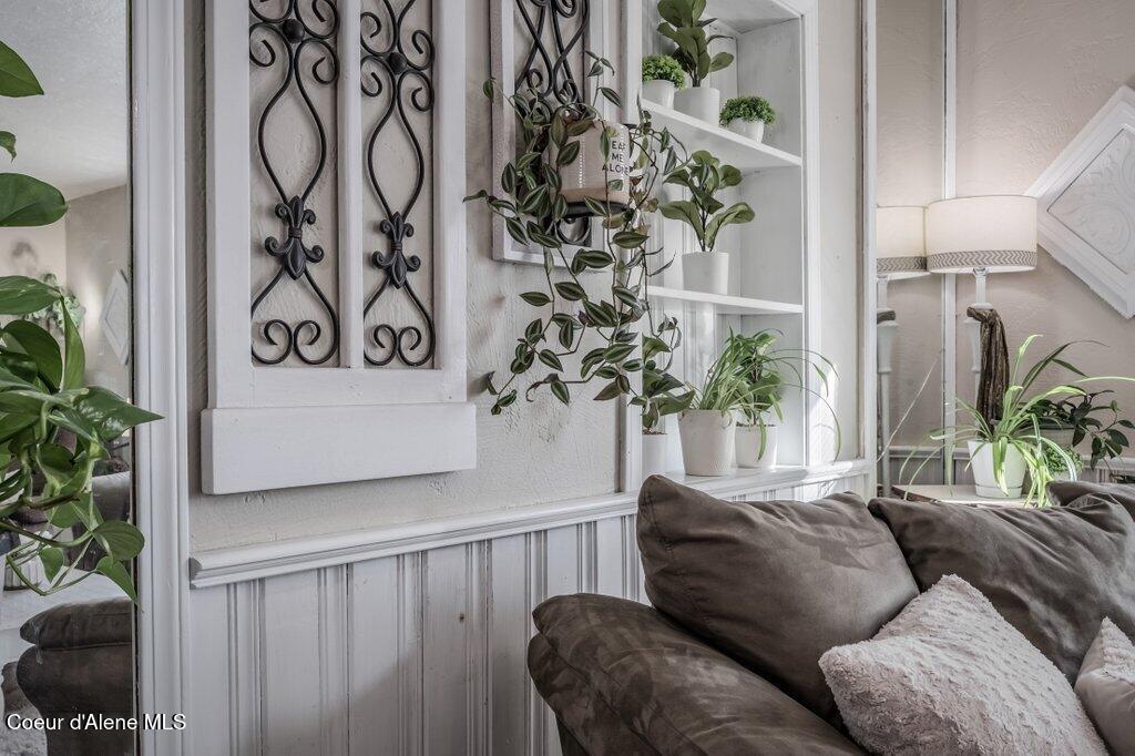 210 5th Avenue Clark Fork, ID 83811 - Photo 8 of 44 --10.jpg-SMALL