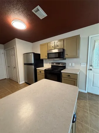 $1,749 | 13952 Buckskin Drive, Willis, TX 77378