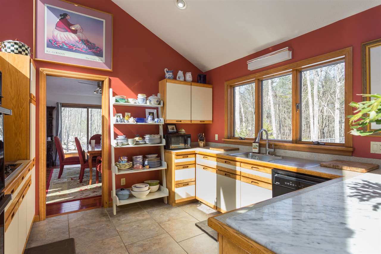 341 Old Garrison Road Dover, NH 03820 - Photo 19 of 38