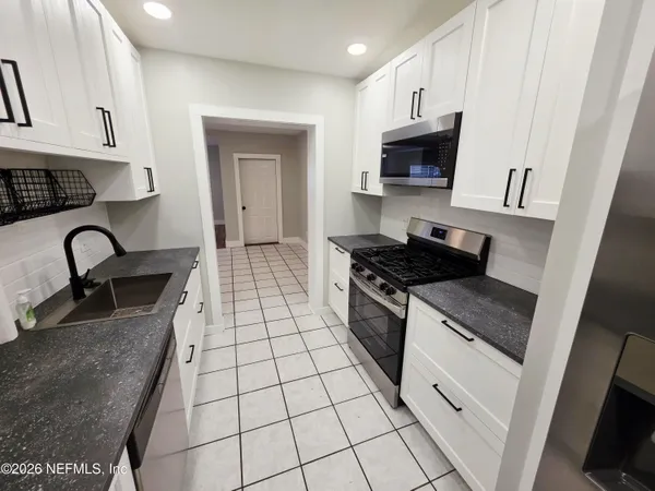 $2,250 | 2146 Antilles Court, Jacksonville, FL 32216