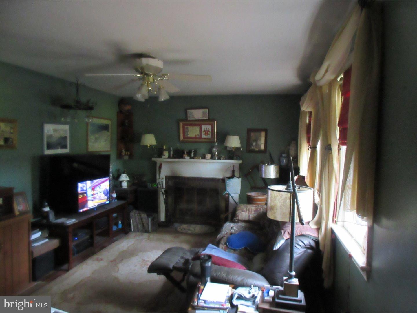 381 Stoopville Road Newtown, PA 18940 - Photo 3 of 14 Gallery Image 3