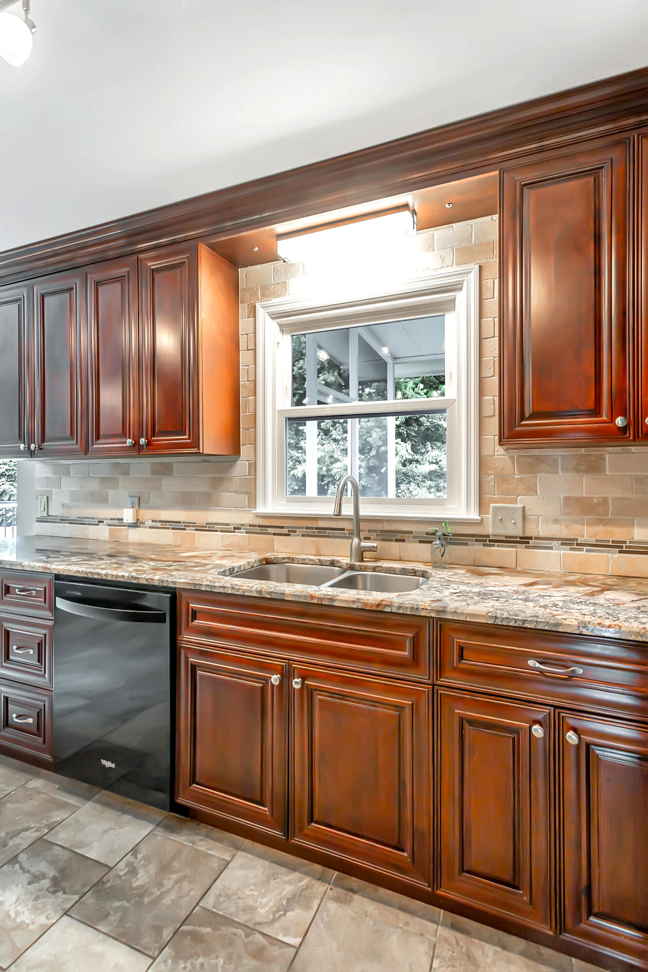 9419 Shadow Point Circle Chattanooga, TN 37421 - Photo 23 of 68 9419 Shadow Point Circle HD-21