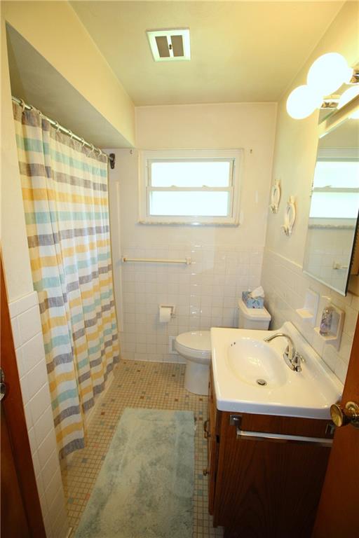 1205 Morgan Road Bridgeville, PA 15017 - Photo 11 of 19