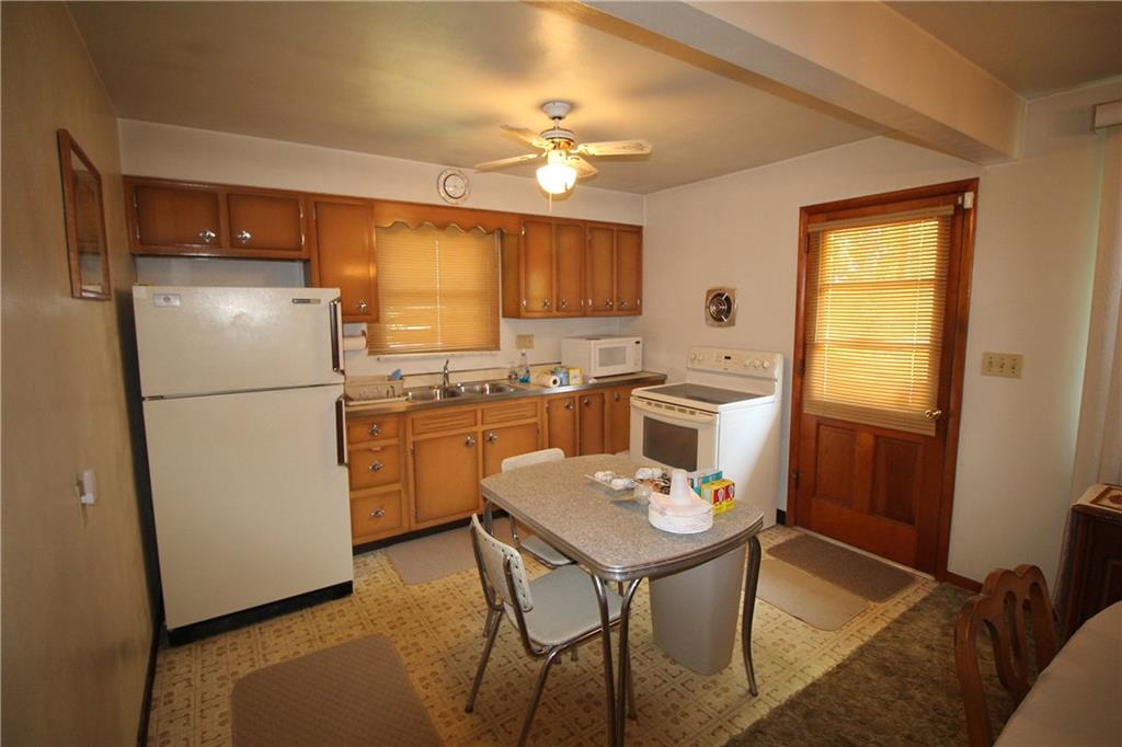 1205 Morgan Road Bridgeville, PA 15017 - Photo 6 of 19
