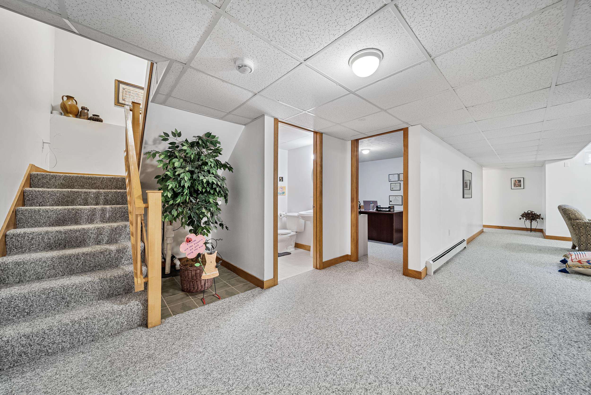 23 Osgood Street Windham, NH 03087 - Photo 36 of 54