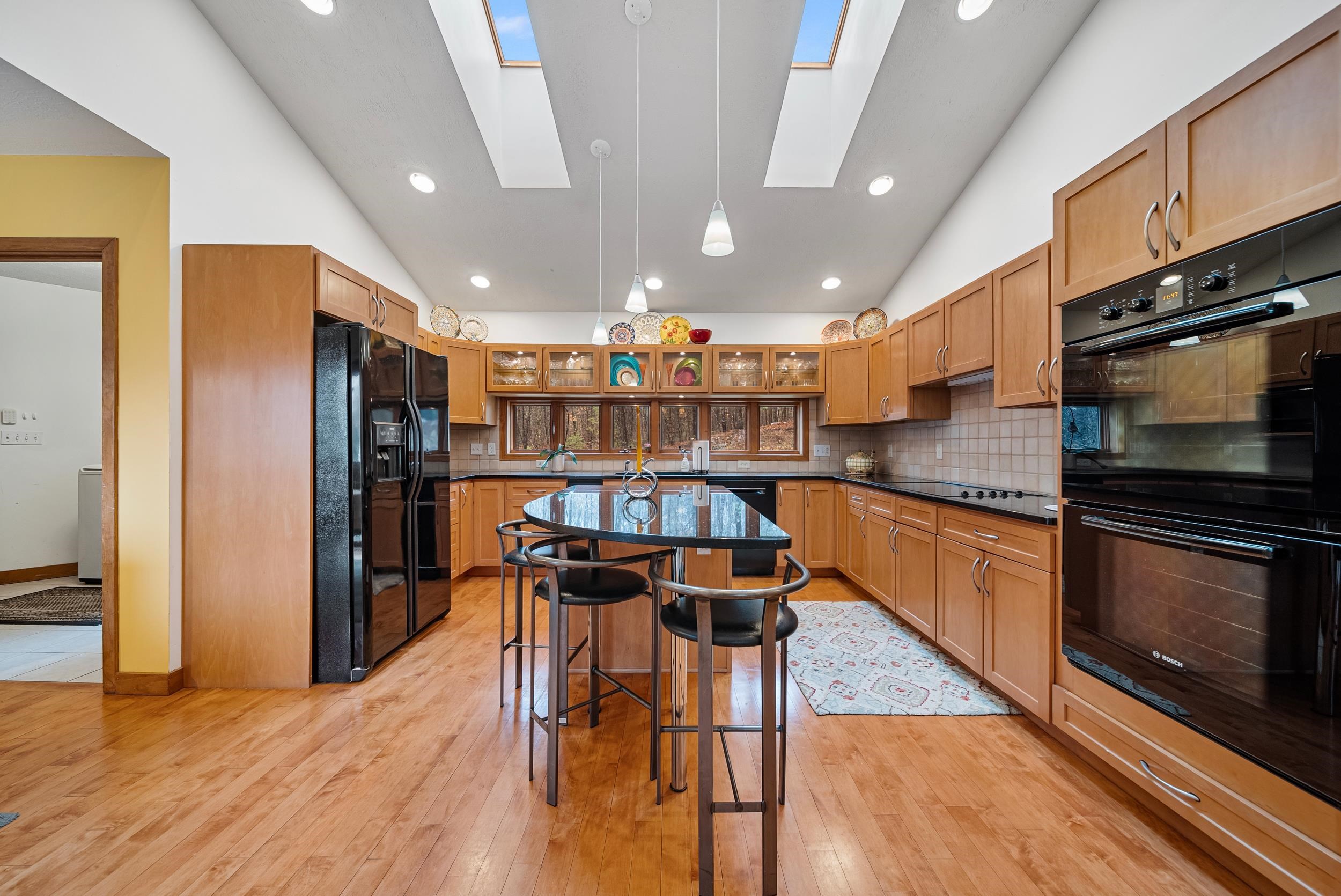 23 Osgood Street Windham, NH 03087 - Photo 4 of 54