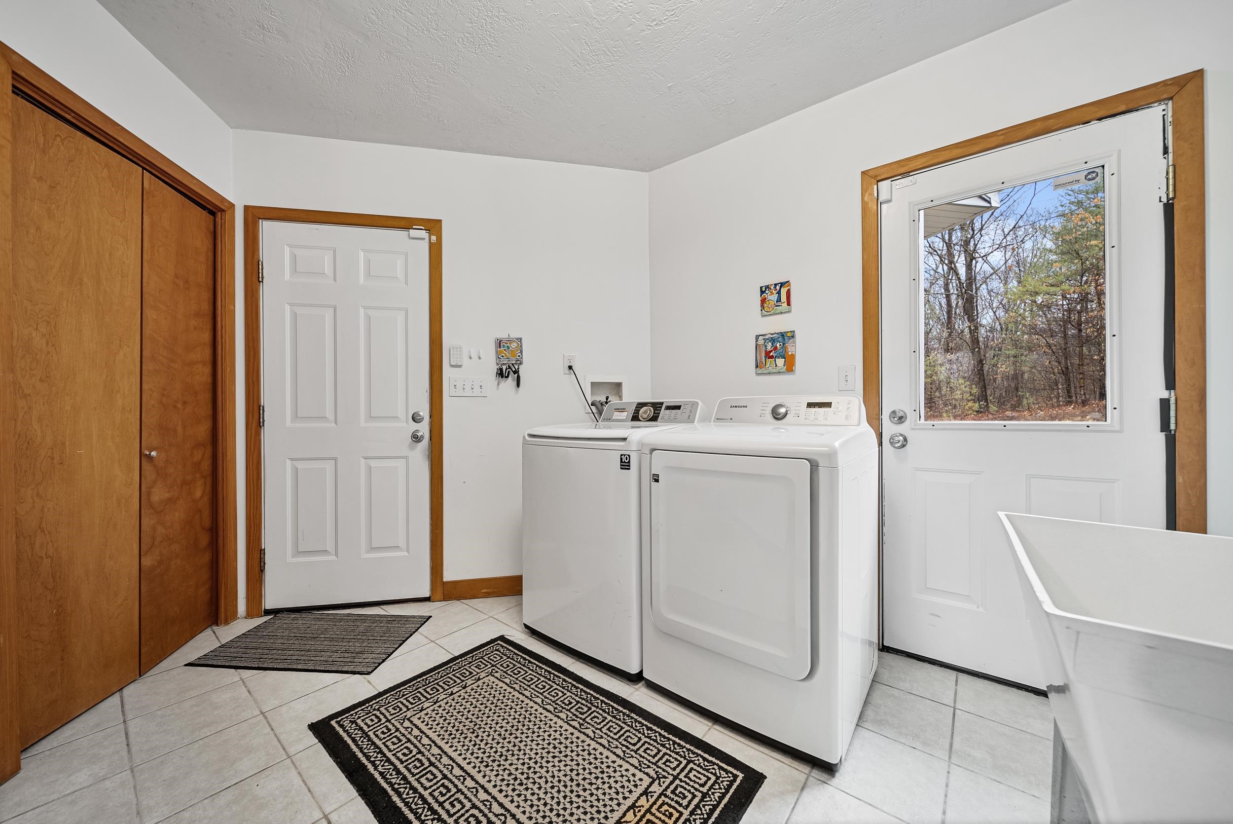 23 Osgood Street Windham, NH 03087 - Photo 46 of 54