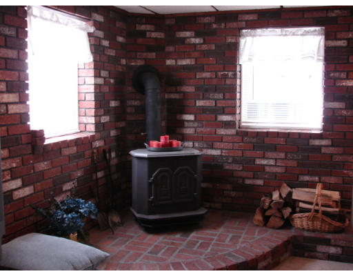 49 Ramshorn Road Dudley, MA 01571 - Photo 12 of 19 a room with fireplace