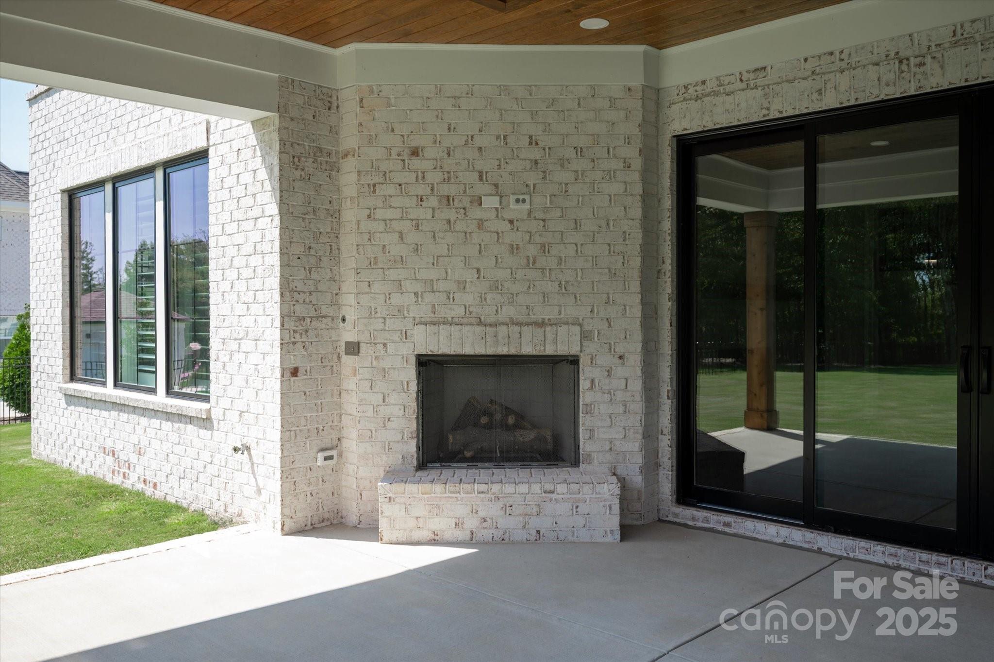 1405 Waxhaw-Marvin Road Waxhaw, NC 28173 - Photo 39 of 46 a living room with a fireplace