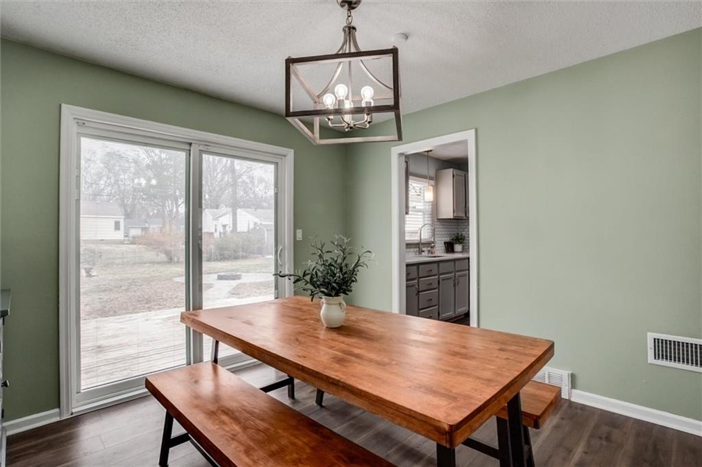 8119 Antioch Road Overland Park, KS 66204 - Photo 13 of 29