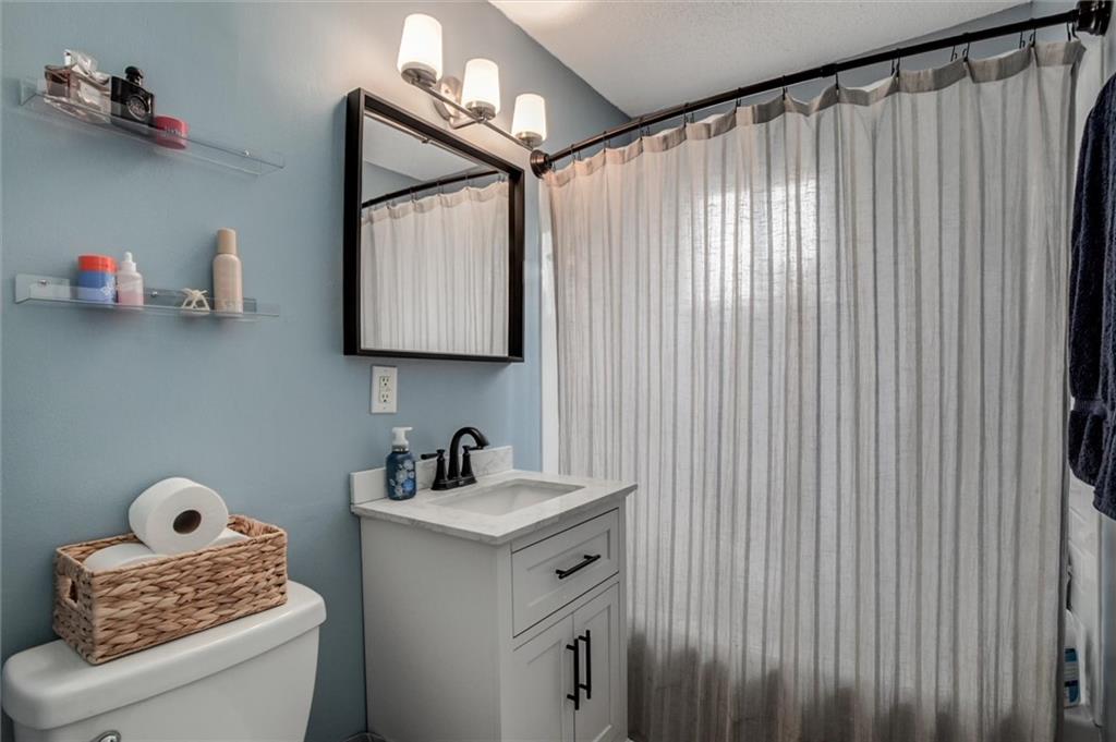 8119 Antioch Road Overland Park, KS 66204 - Photo 18 of 29