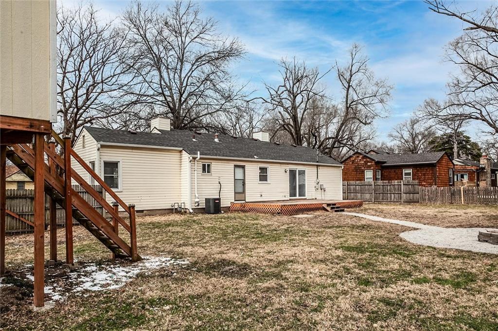 8119 Antioch Road Overland Park, KS 66204 - Photo 24 of 29