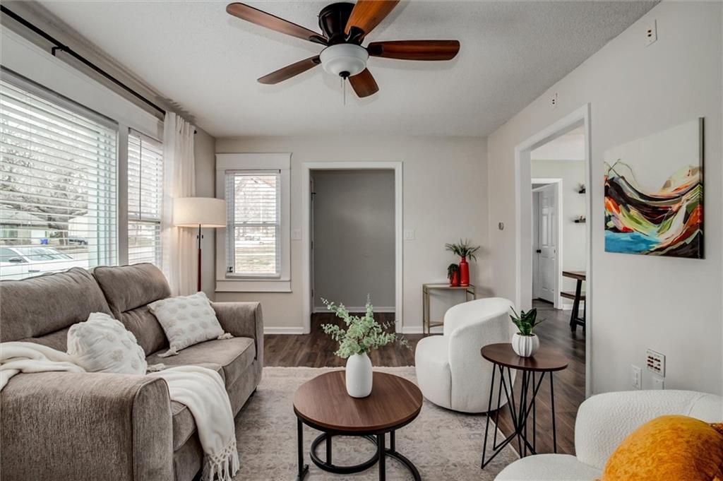 8119 Antioch Road Overland Park, KS 66204 - Photo 5 of 29