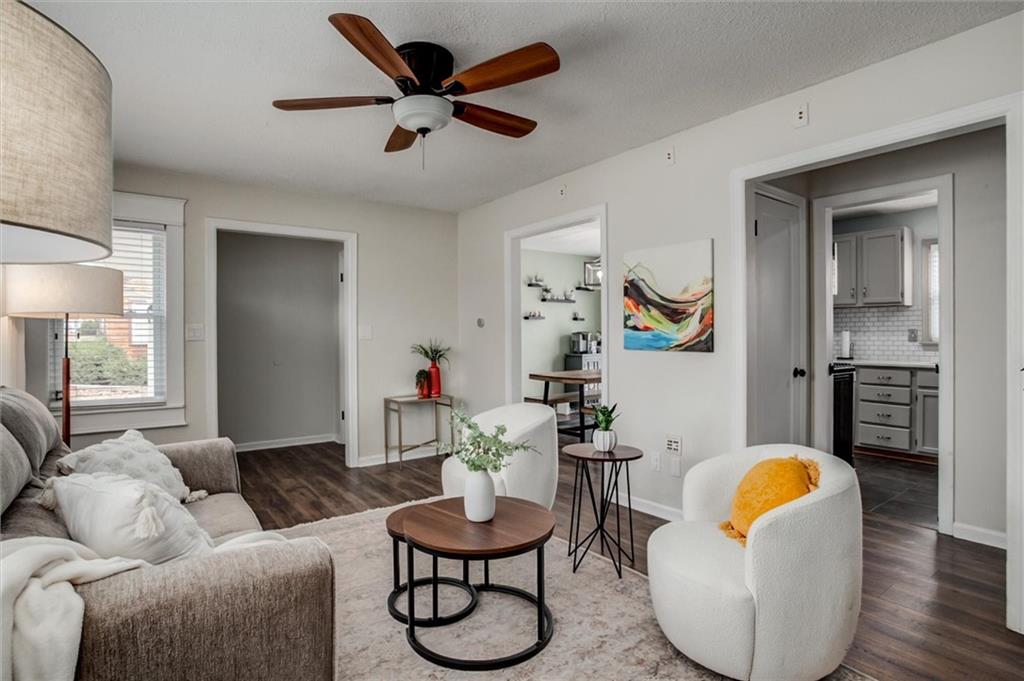 8119 Antioch Road Overland Park, KS 66204 - Photo 6 of 29