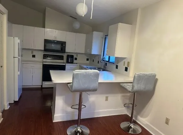 $3,000 | 739 Holly Street, North Lauderdale, FL 33068