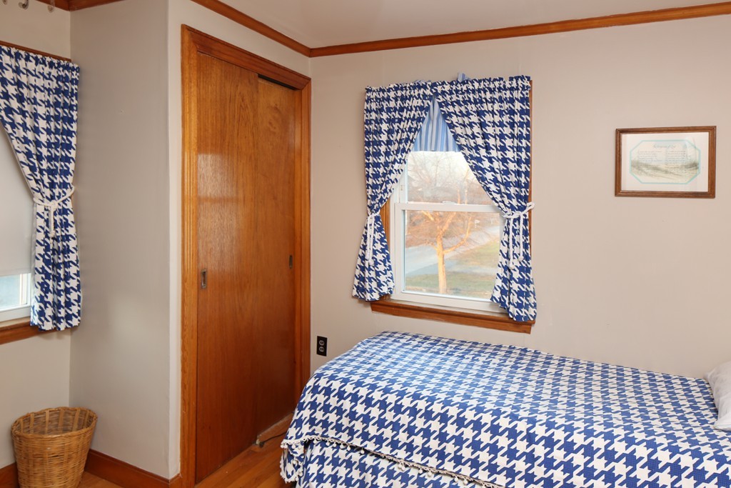 39 Beach Street Wareham, MA 02571 - Photo 18 of 24 a view of a bedroom