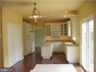 35 Mapleflower Road Glenmoore, PA 19343 - Photo 2 of 5 Gallery Image 2