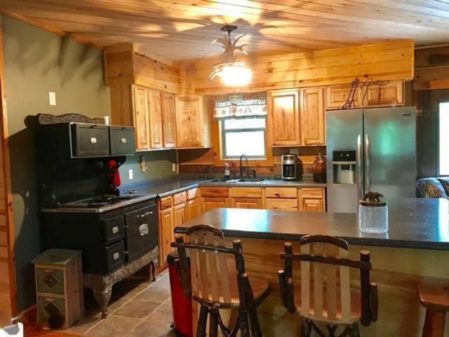 3393 East Haskell Lake Road Harrison, MI 48625 - Photo 3 of 42 1863069-2