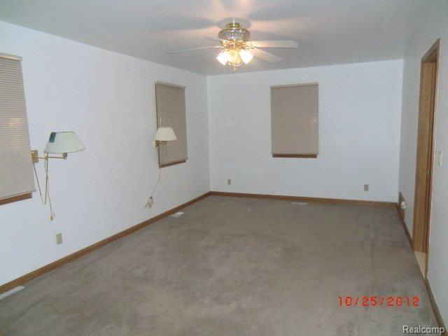 3199 Longview Avenue Rochester, MI 48307 - Photo 10 of 15 CIMG1263.JPG