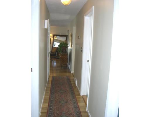 27 Roundtop Road Marlborough, MA 01752 - Photo 8 of 13 Gallery Image 8