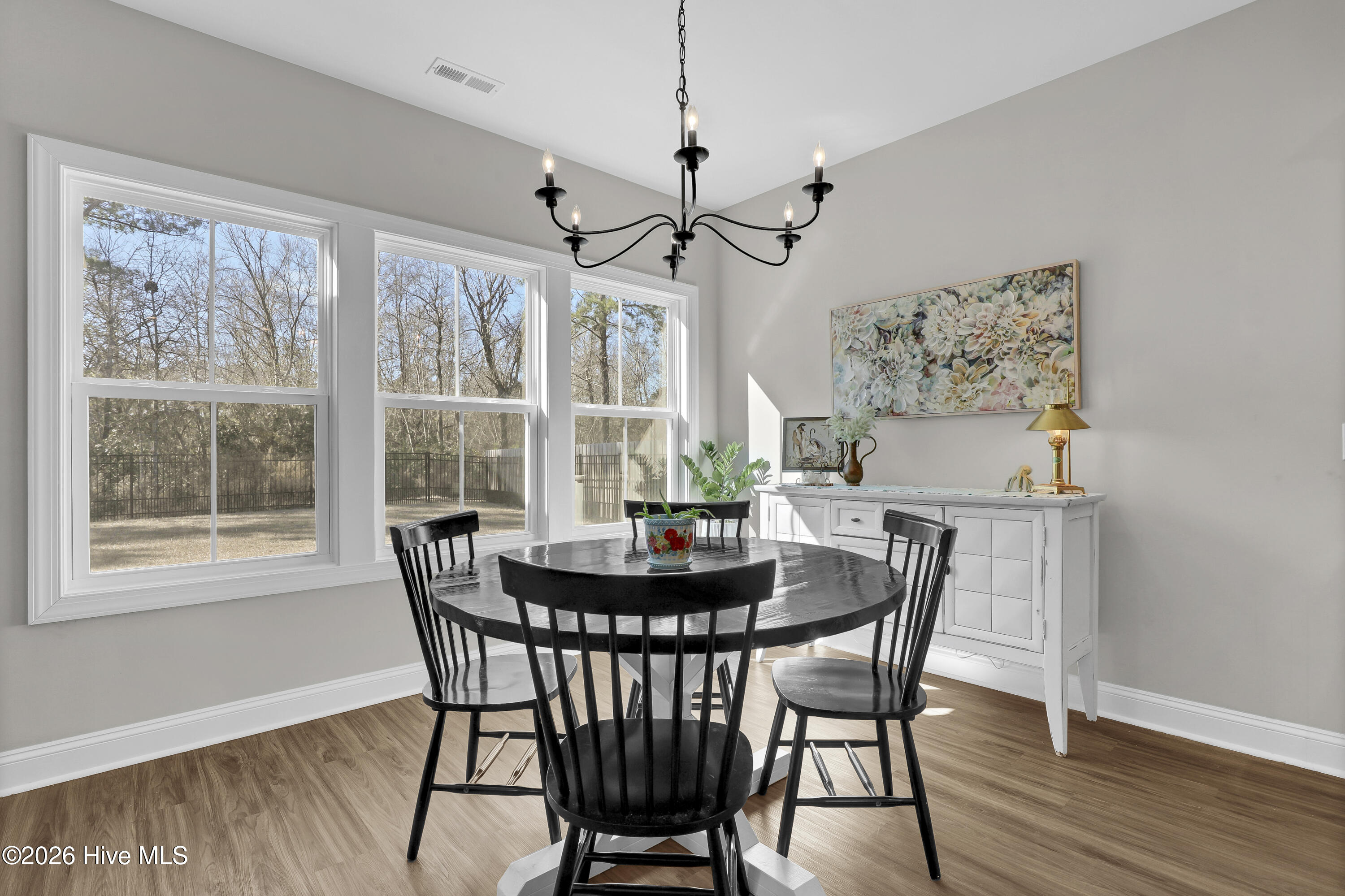 198 East Weatherbee Way Hampstead, NC 28443 - Photo 11 of 39 Dining