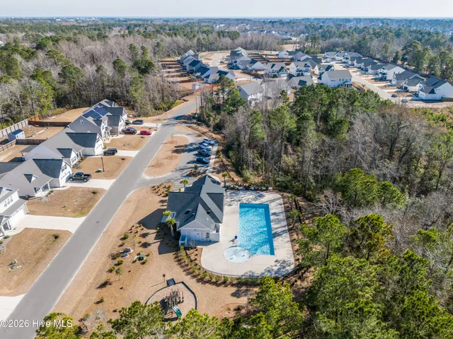 $499,900 | 198 East Weatherbee Way, Hampstead, NC 28443