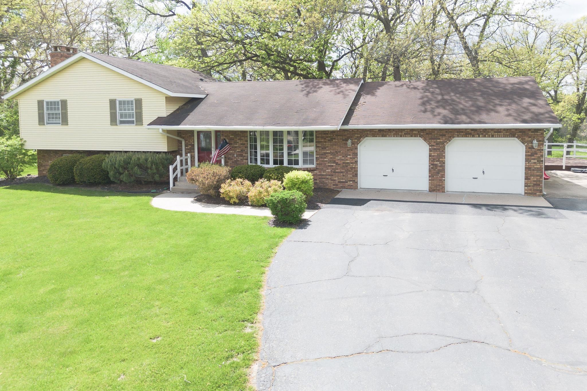 10594 Grover Oaks Road Roscoe, IL 61073 - Photo 41 of 50