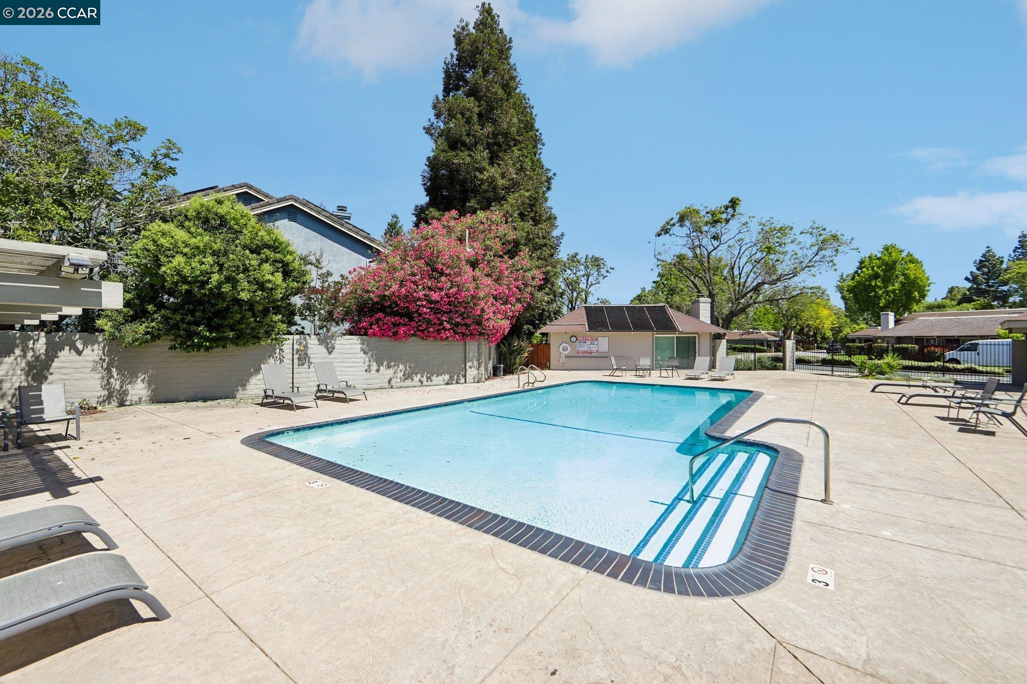 825 Oak Grove Road, Unit 40 Concord, CA 94518 - Photo 37 of 38