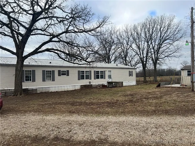 $700,000 | 4534 Pyrmont Road, Stover, MO 65078