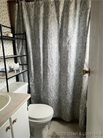 $700,000 | 4534 Pyrmont Road, Stover, MO 65078