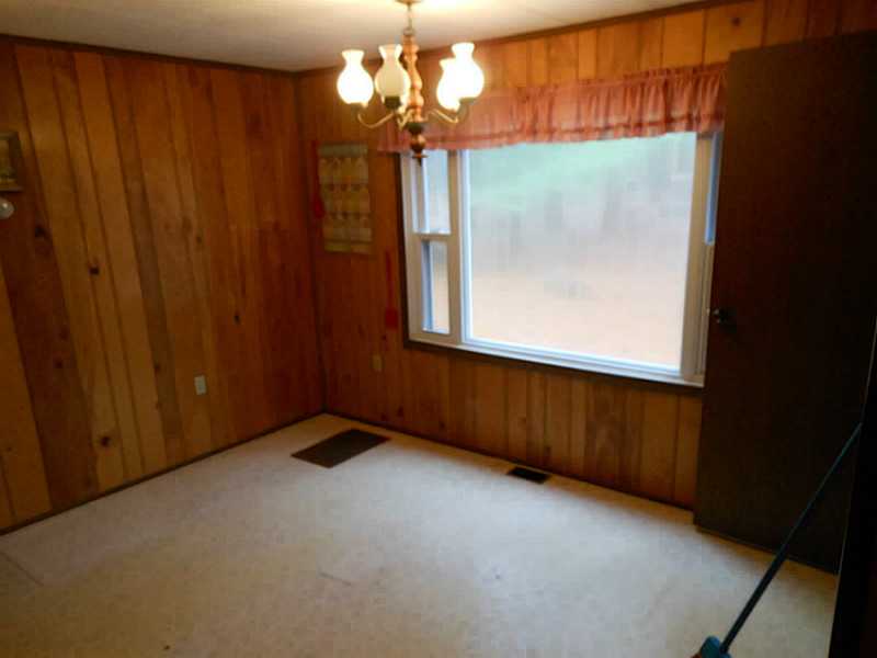 250 Rockland Road Scituate, RI 02857 - Photo 8 of 16 Kitchen. Dining Area