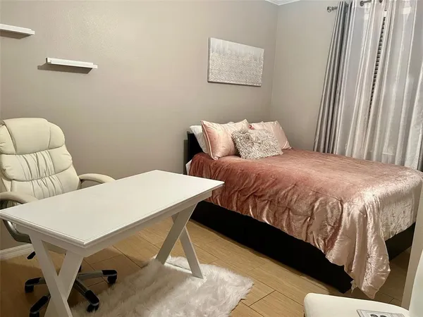 $3,250 | 6614 64th Terrace East, Bradenton, FL 34203