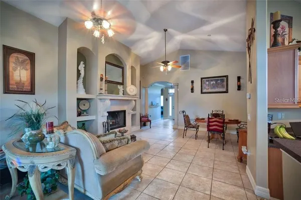 $3,250 | 6614 64th Terrace East, Bradenton, FL 34203