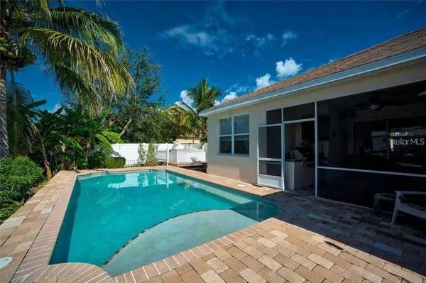 $3,250 | 6614 64th Terrace East, Bradenton, FL 34203