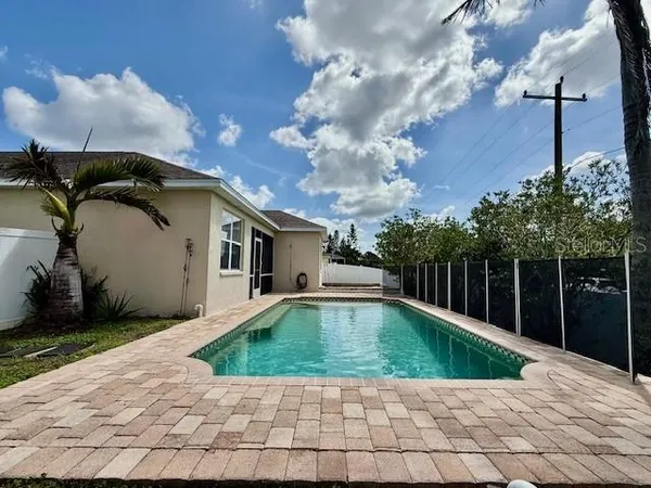 $3,150 | 6614 64th Terrace East, Bradenton, FL 34203