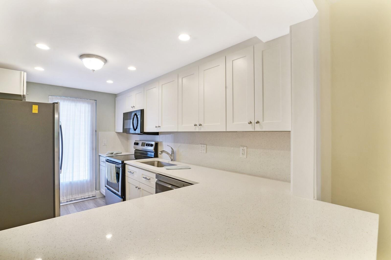 4500 North Federal Highway, Unit 101A Lighthouse Point, FL 33064 - Photo 4 of 29 Photo 4