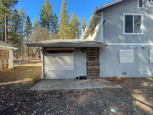 $185,000 | 29352 Roads End Fall River Mills, McArthur, CA 96056