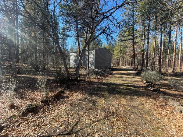 $185,000 | 29352 Roads End Fall River Mills, McArthur, CA 96056