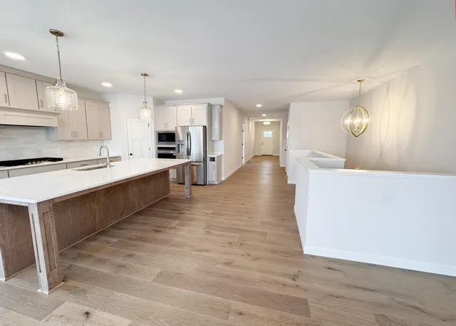 $647,900 | 18643 Icebox Lane, Lakeville, MN 55044