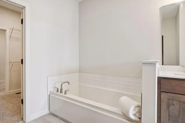 $647,900 | 18643 Icebox Lane, Lakeville, MN 55044