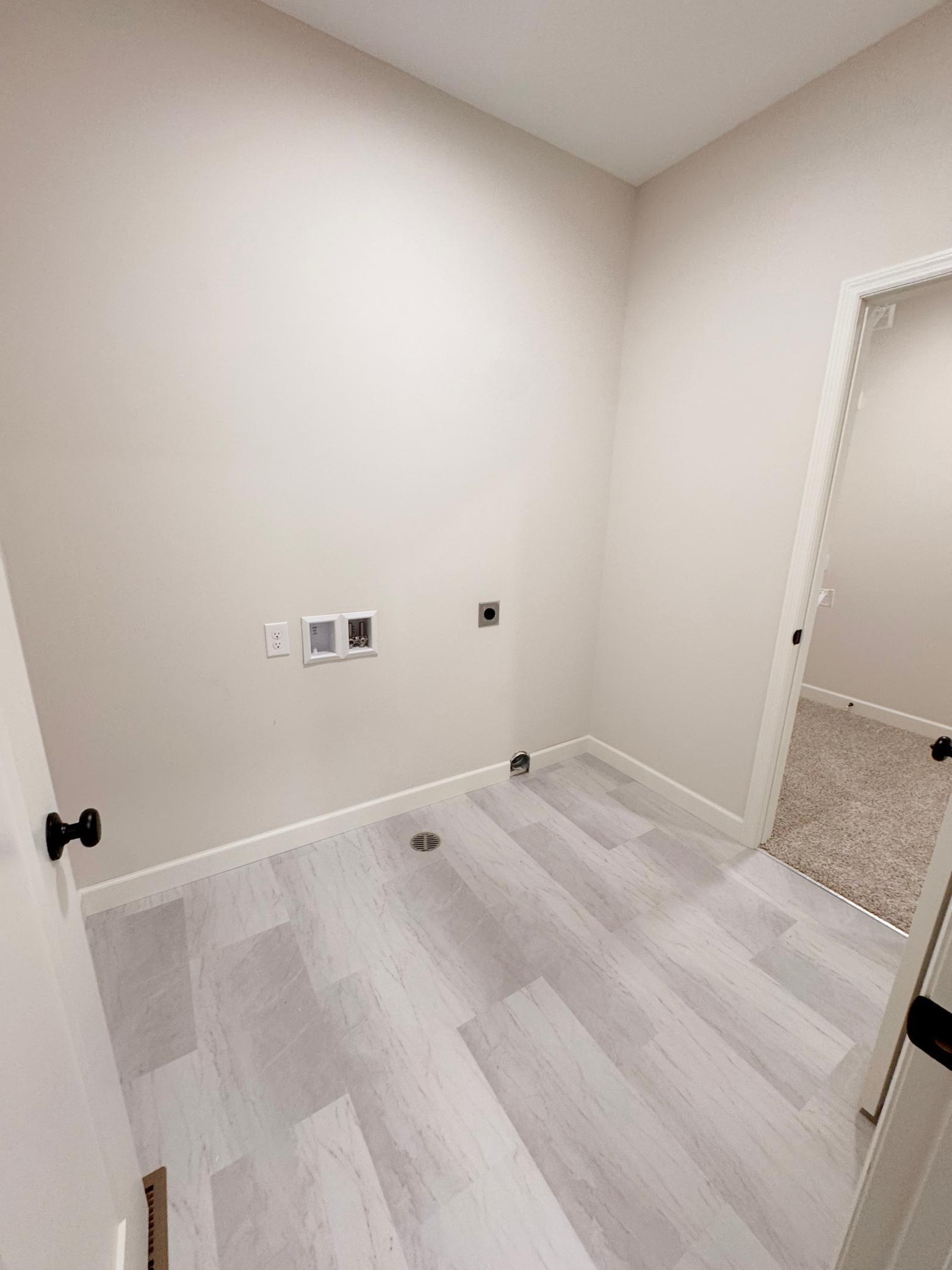 18643 Icebox Lane Lakeville, MN 55044 - Photo 5 of 27