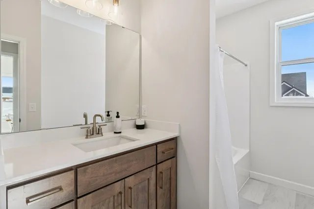 $647,900 | 18643 Icebox Lane, Lakeville, MN 55044