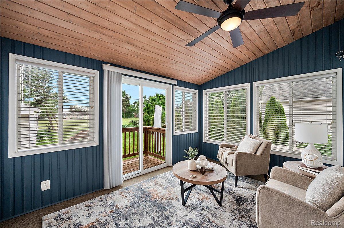 4403 Amherst Road Royal Oak, MI 48073 - Photo 16 of 60 3 Seasons Room