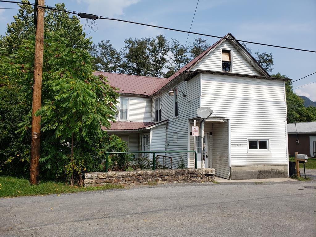 403 West Main Street Mapleton Depot, PA 17052 - Photo 1 of 15 Gallery Image 1