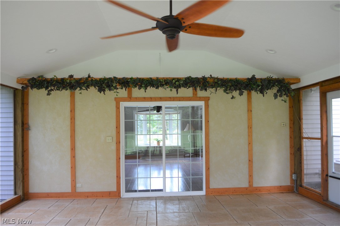 9970 Bell Road Newbury, OH 44065 - Photo 18 of 32 Gallery Image 18